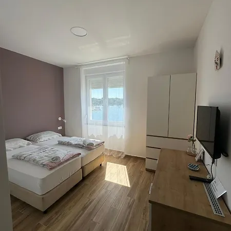 Bed & Breakfast Lovorka By Eva 3*