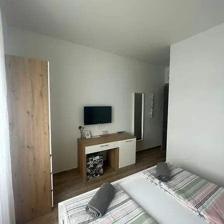 Lovorka By Eva 3* Omišalj