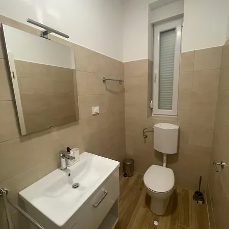 Lovorka By Eva Omišalj