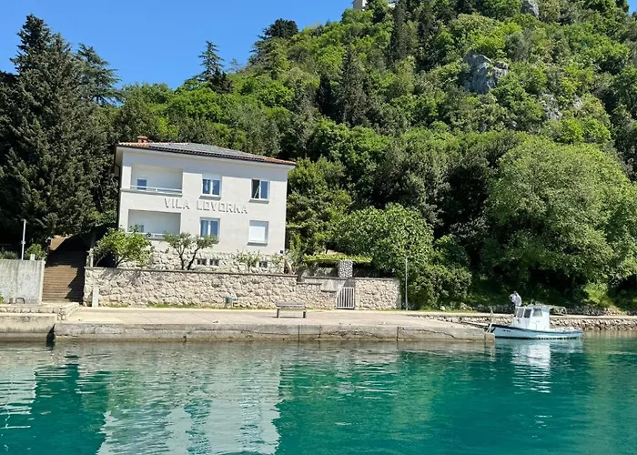 B&B Lovorka By Eva 오미살즈